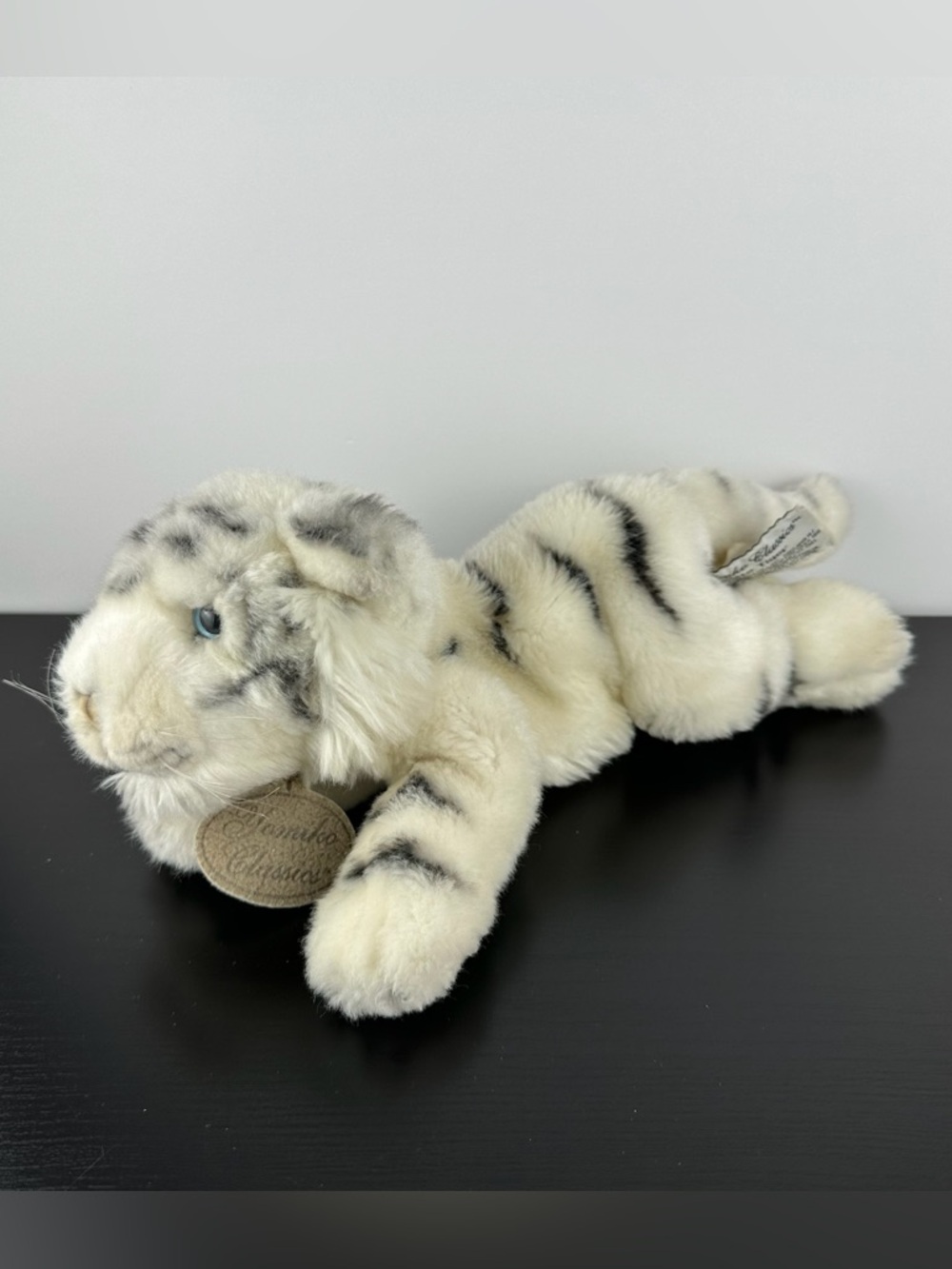 Russ Berrie Yomiko Classics White Tiger 12” White Cream & Black Striped Plush